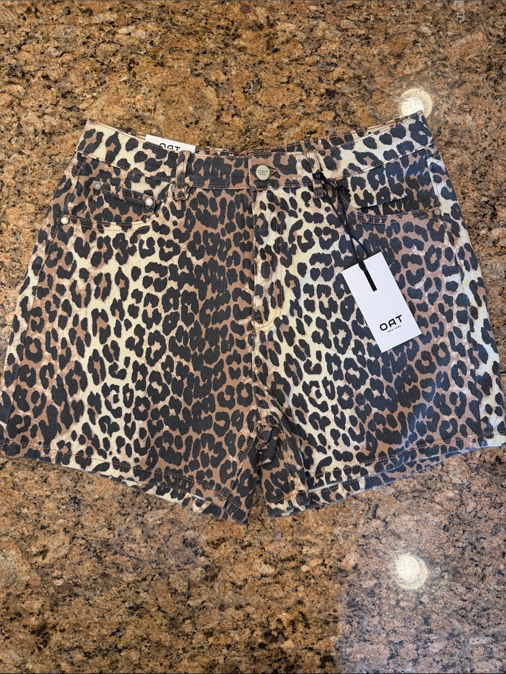 NWT Women’s OAT New York Leopard Print High Rise Jean Shorts - Size 12 / 31